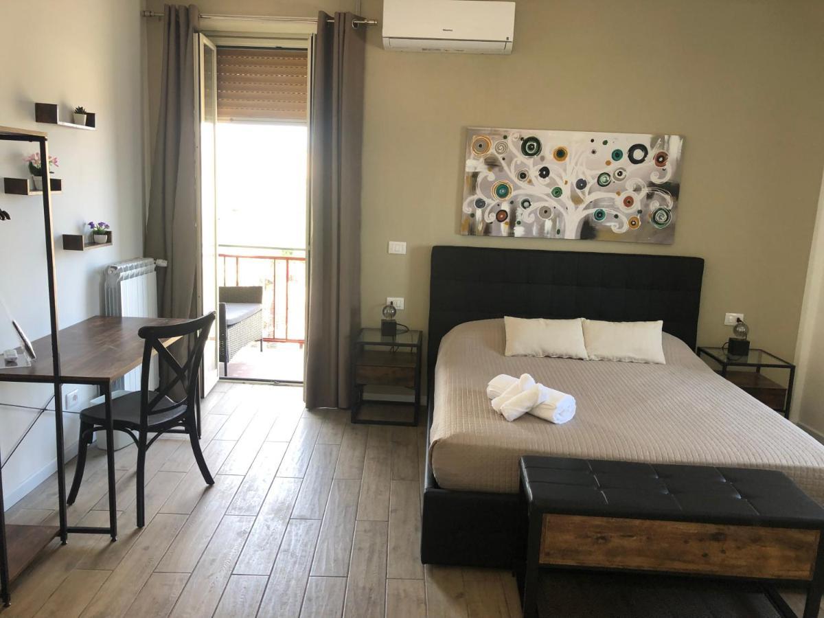 Seascape Rooms 卡塔尼亚 外观 照片