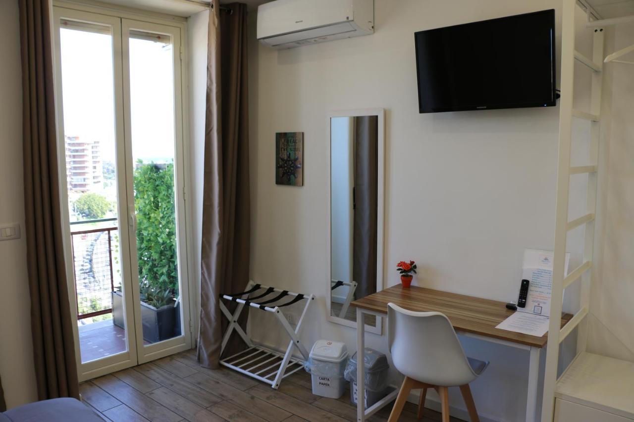 Seascape Rooms 卡塔尼亚 外观 照片